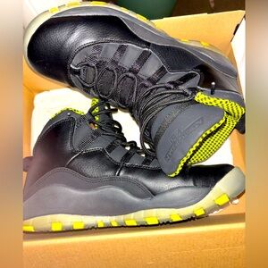 Jordan Retro Venom  10s